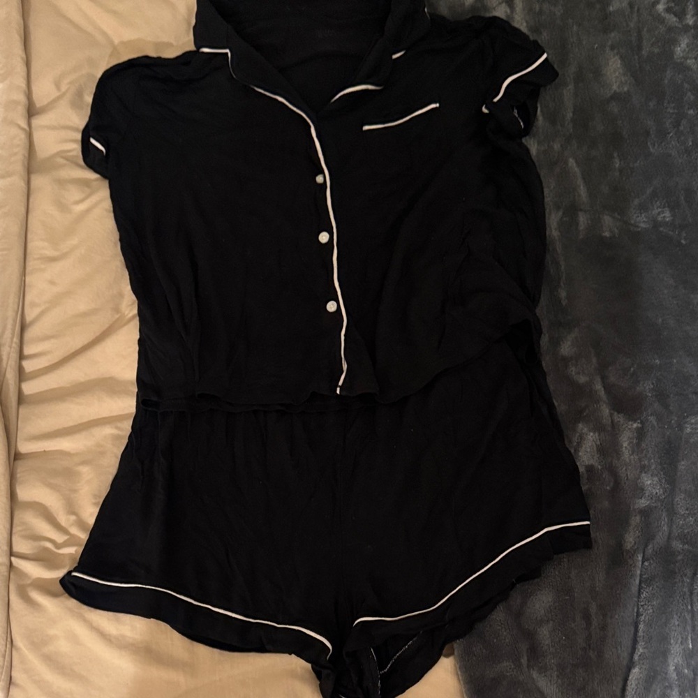 Stars Above Black Short Sleeve Pajama Set